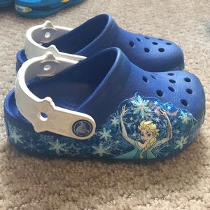 Frozen Crocs, sz 8
